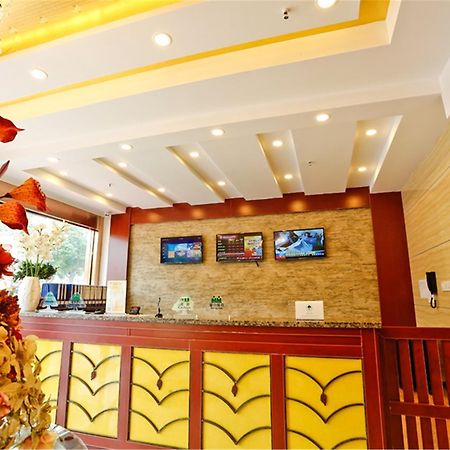 Greentree Inn Jiangsu Changzhou Dinosaur Park Global Harbor Express Hotel Exterior photo